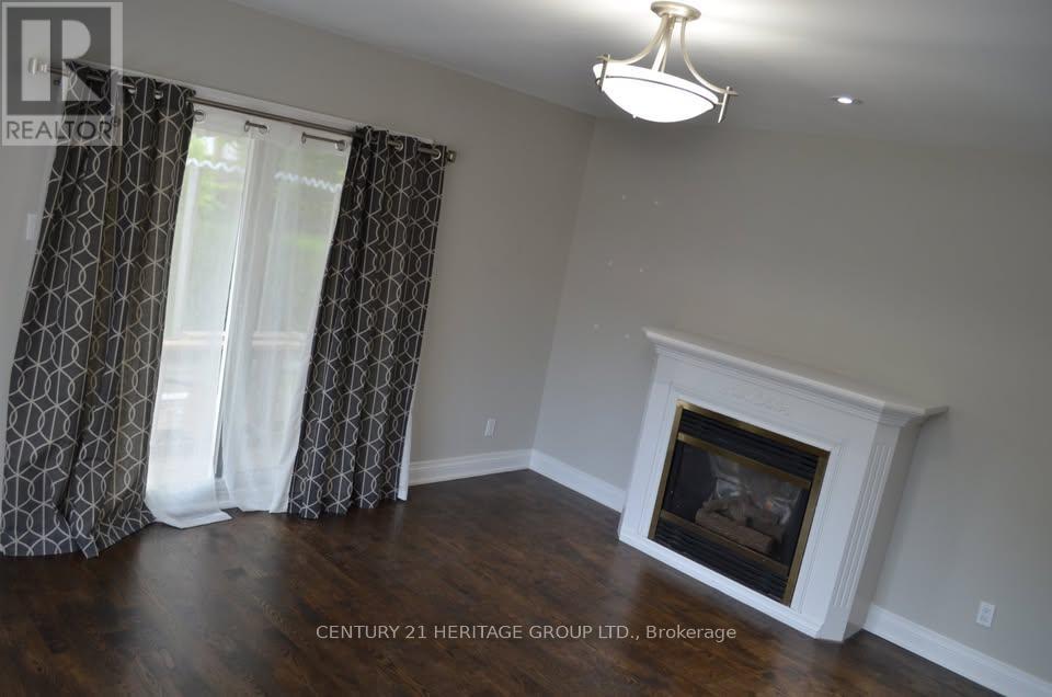 Back Unit - 30 Howard Drive, Newmarket, Ontario  L3Y 3G7 - Photo 5 - N12554318