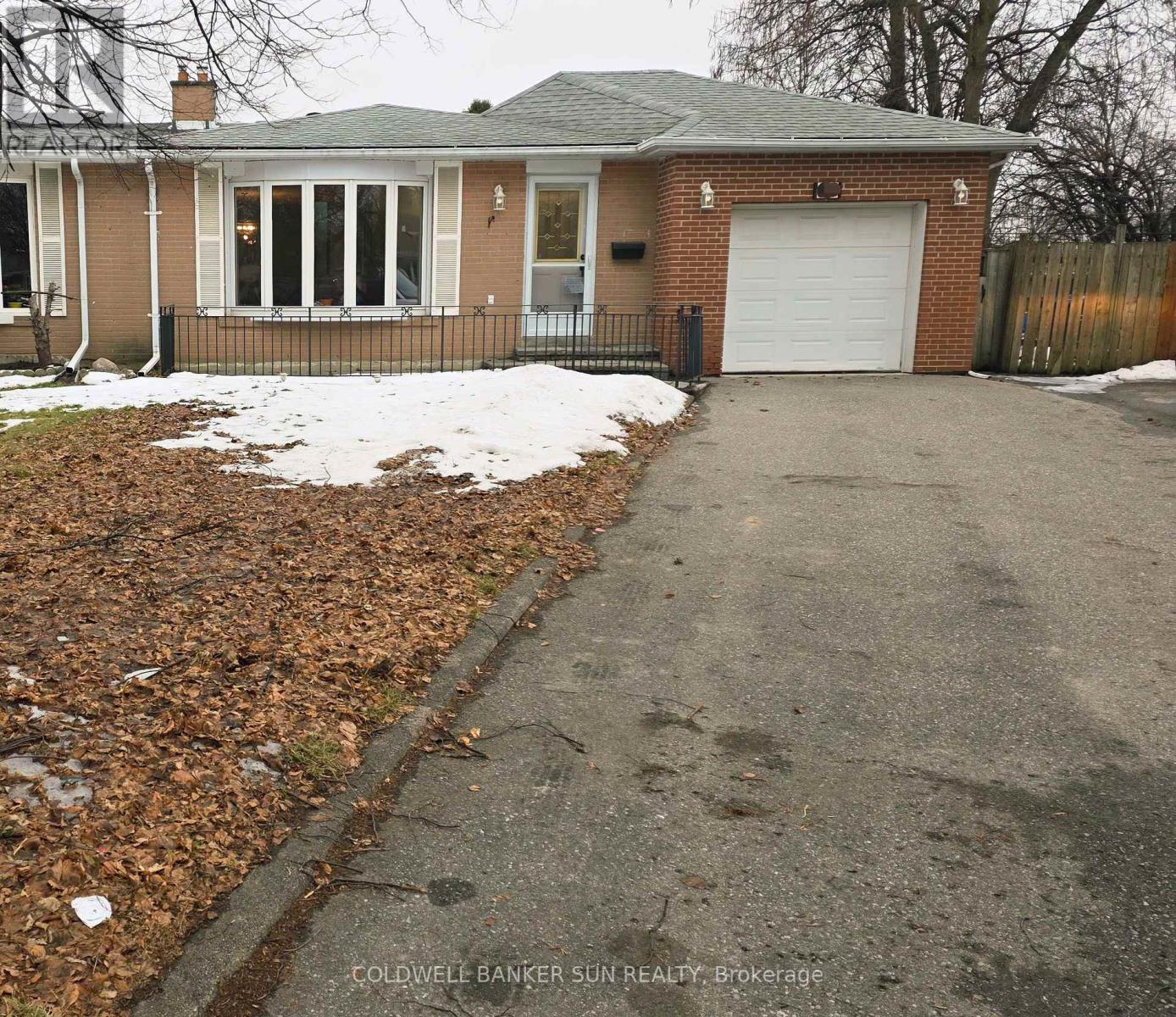 23 BROOKDALE CRESCENT, Brampton, Ontario