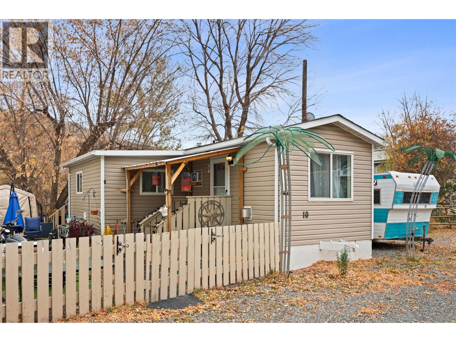 1055 OLD CARIBOO Road Unit# 10, cache creek, British Columbia