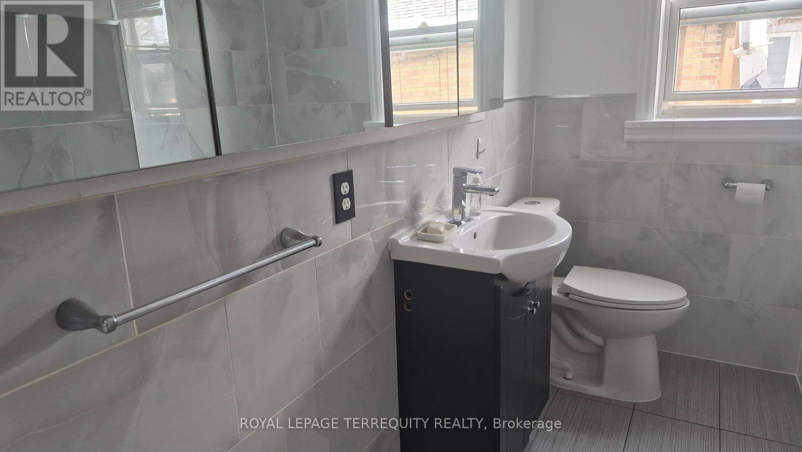 45 Forbes Road, Toronto, Ontario  M1P 1L1 - Photo 11 - E12684184