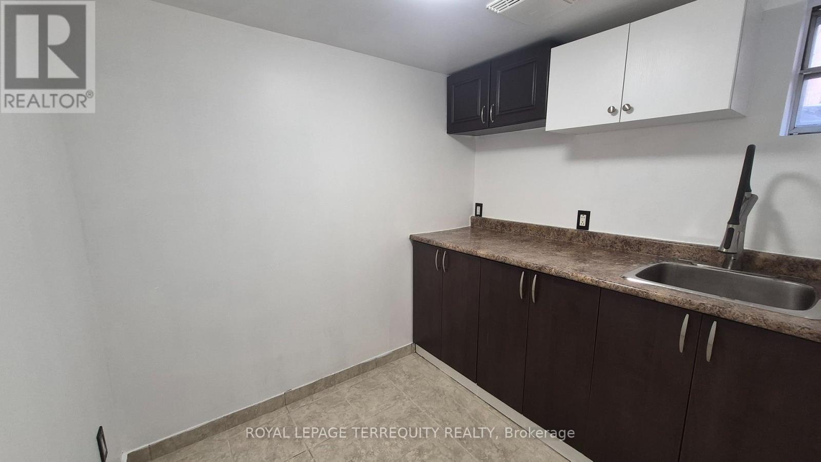 45 Forbes Road, Toronto, Ontario  M1P 1L1 - Photo 17 - E12684184