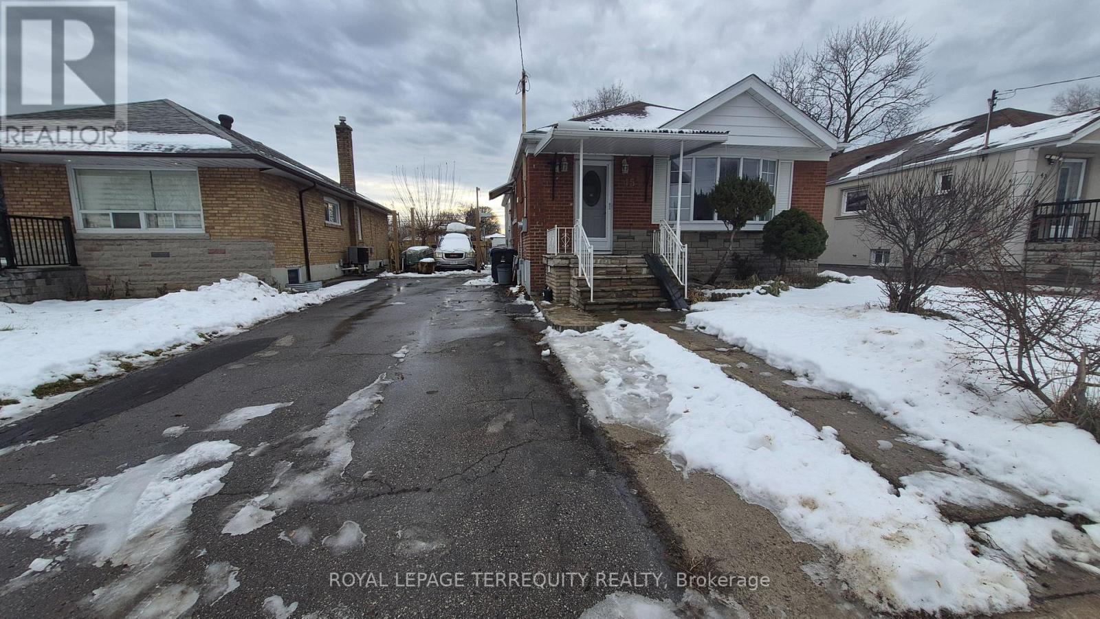 45 Forbes Road, Toronto, Ontario  M1P 1L1 - Photo 2 - E12684184