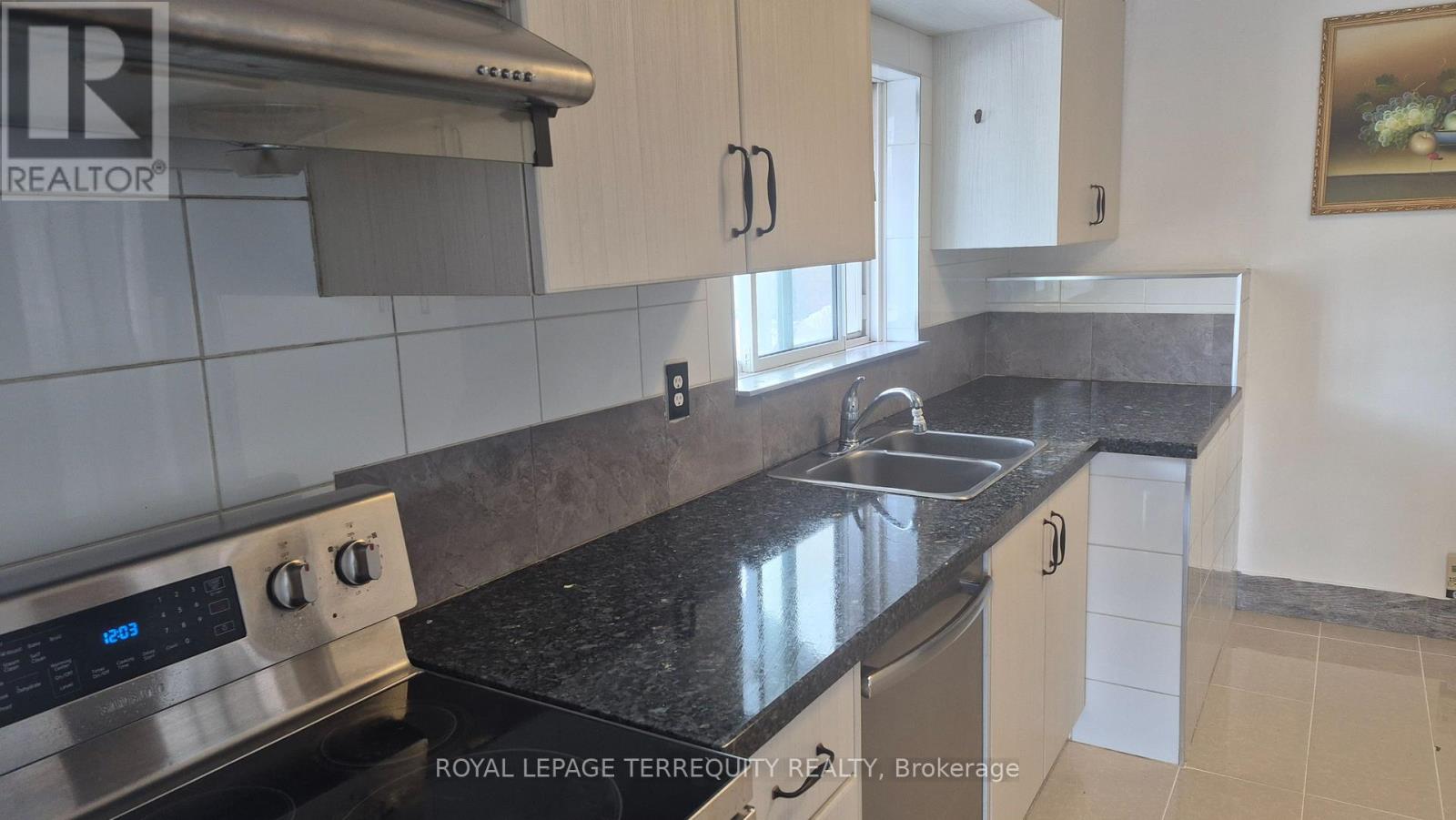 45 Forbes Road, Toronto, Ontario  M1P 1L1 - Photo 5 - E12684184