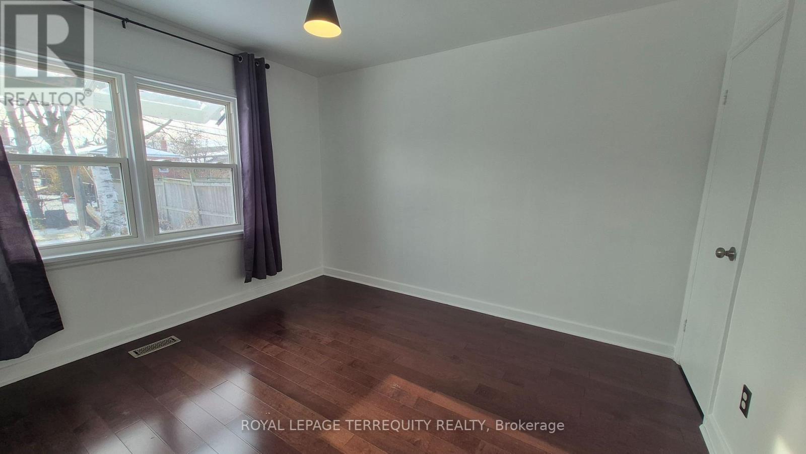 45 Forbes Road, Toronto, Ontario  M1P 1L1 - Photo 8 - E12684184