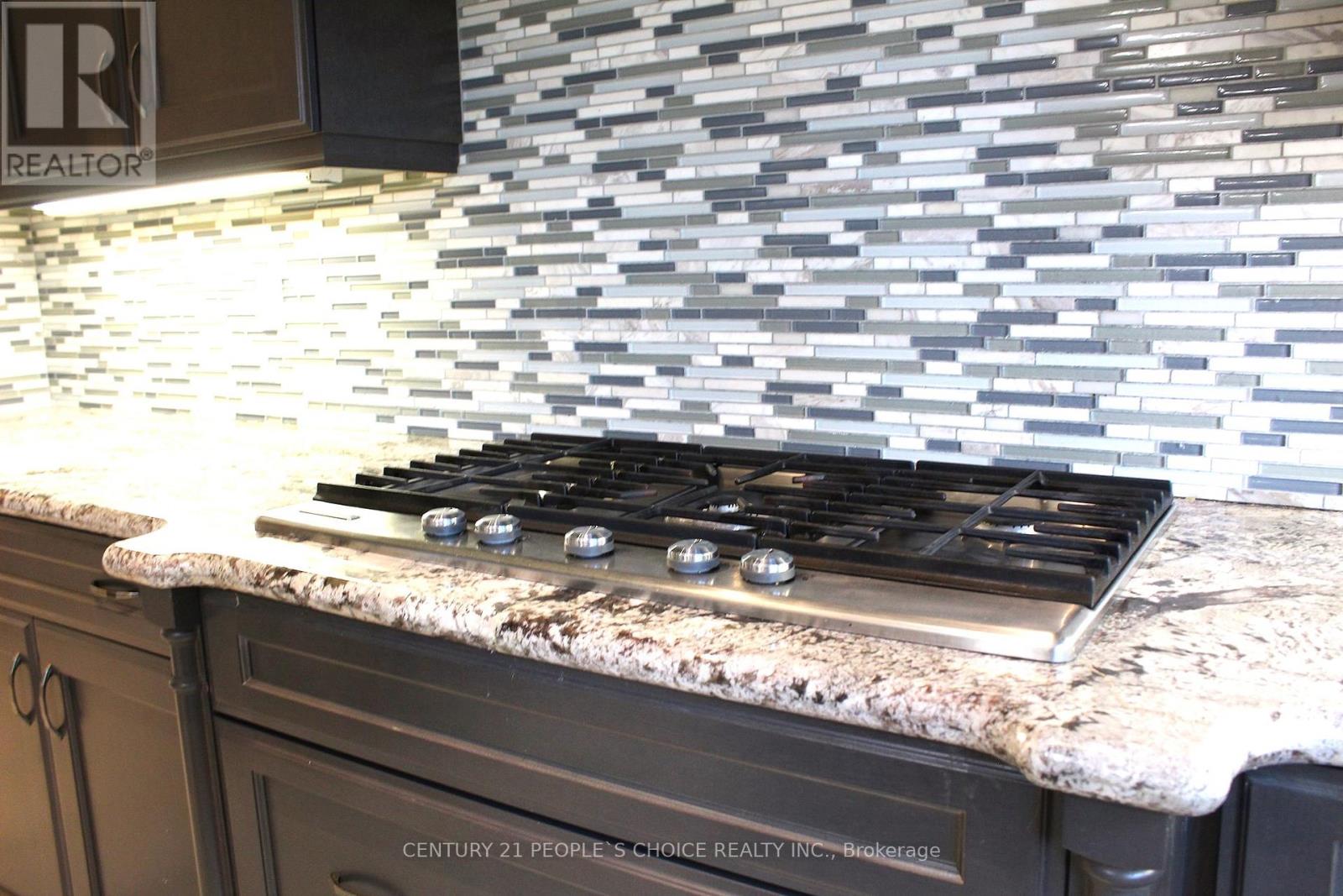 1275 Saginaw Crescent N, Mississauga, Ontario  L5H 1X4 - Photo 10 - W12684160