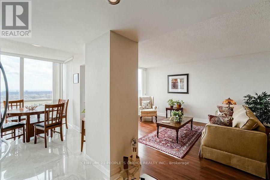 2010 - 350 Webb Drive, Mississauga, Ontario  L5B 3W4 - Photo 12 - W12684168