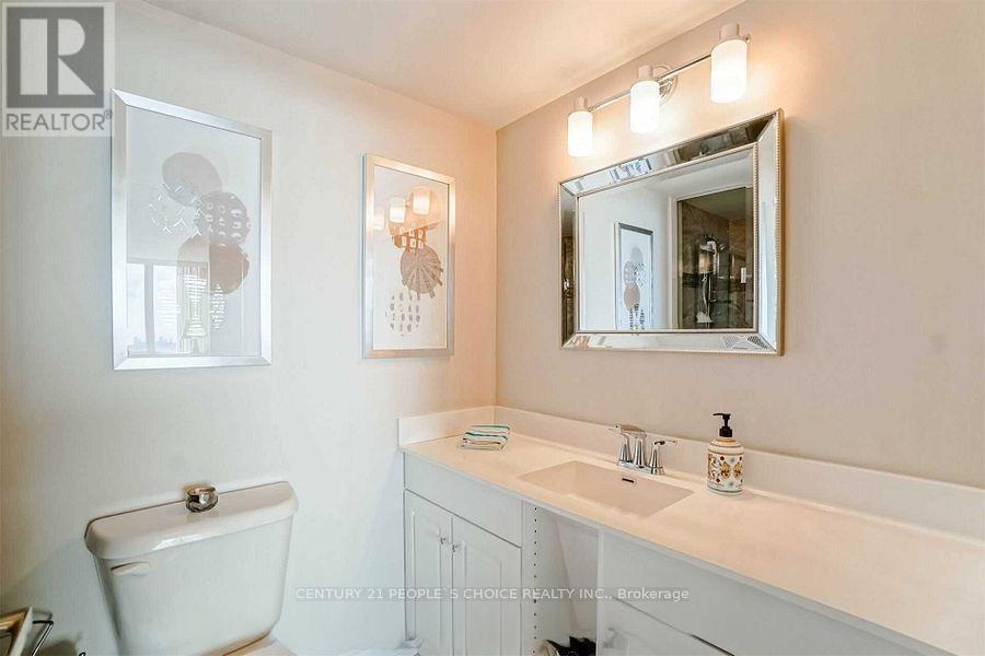 2010 - 350 Webb Drive, Mississauga, Ontario  L5B 3W4 - Photo 17 - W12684168