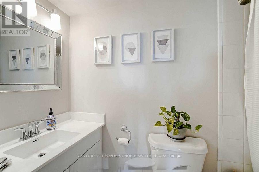 2010 - 350 Webb Drive, Mississauga, Ontario  L5B 3W4 - Photo 21 - W12684168