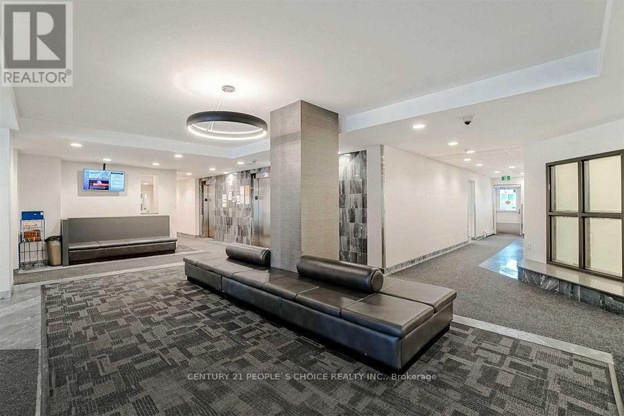 2010 - 350 Webb Drive, Mississauga, Ontario  L5B 3W4 - Photo 5 - W12684168