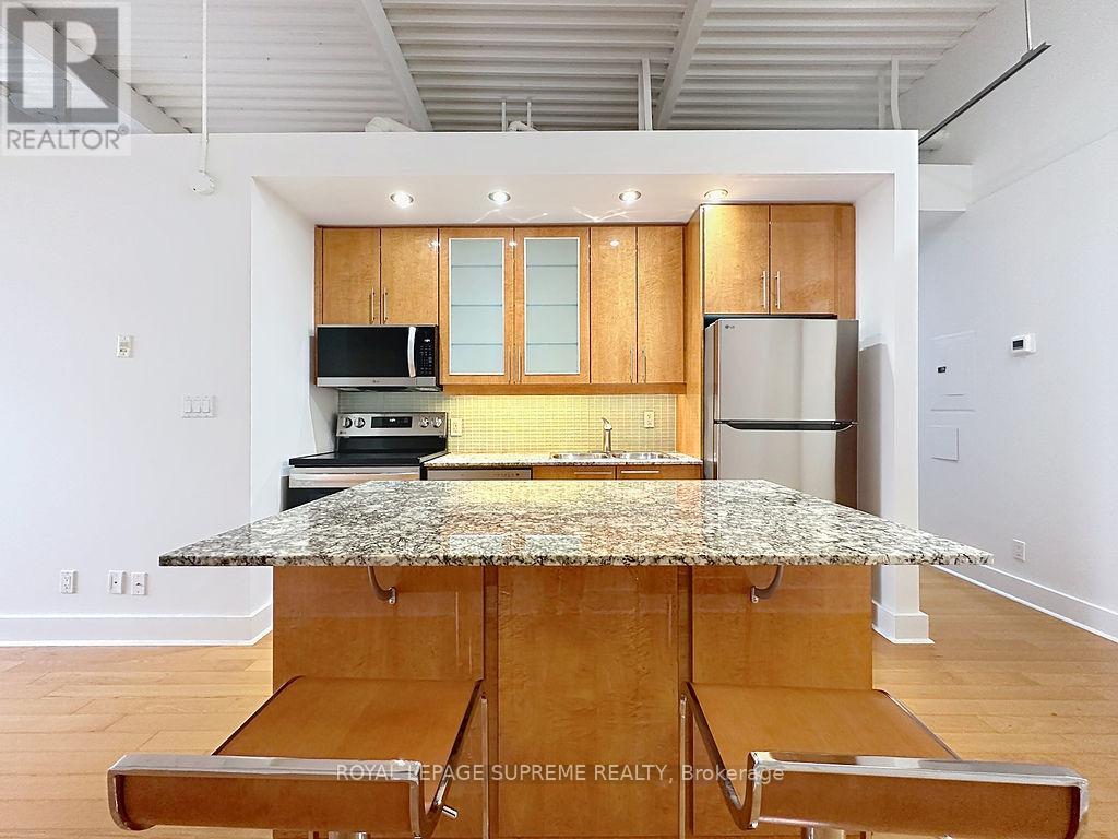 309 - 550 Hopewell Avenue, Toronto, Ontario  M6E 2S6 - Photo 18 - W12684176