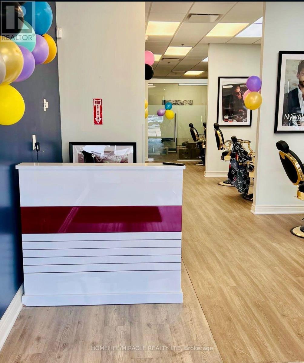 1 - 245 Queen Street E, Brampton, Ontario  L6W 2B5 - Photo 2 - W12684188