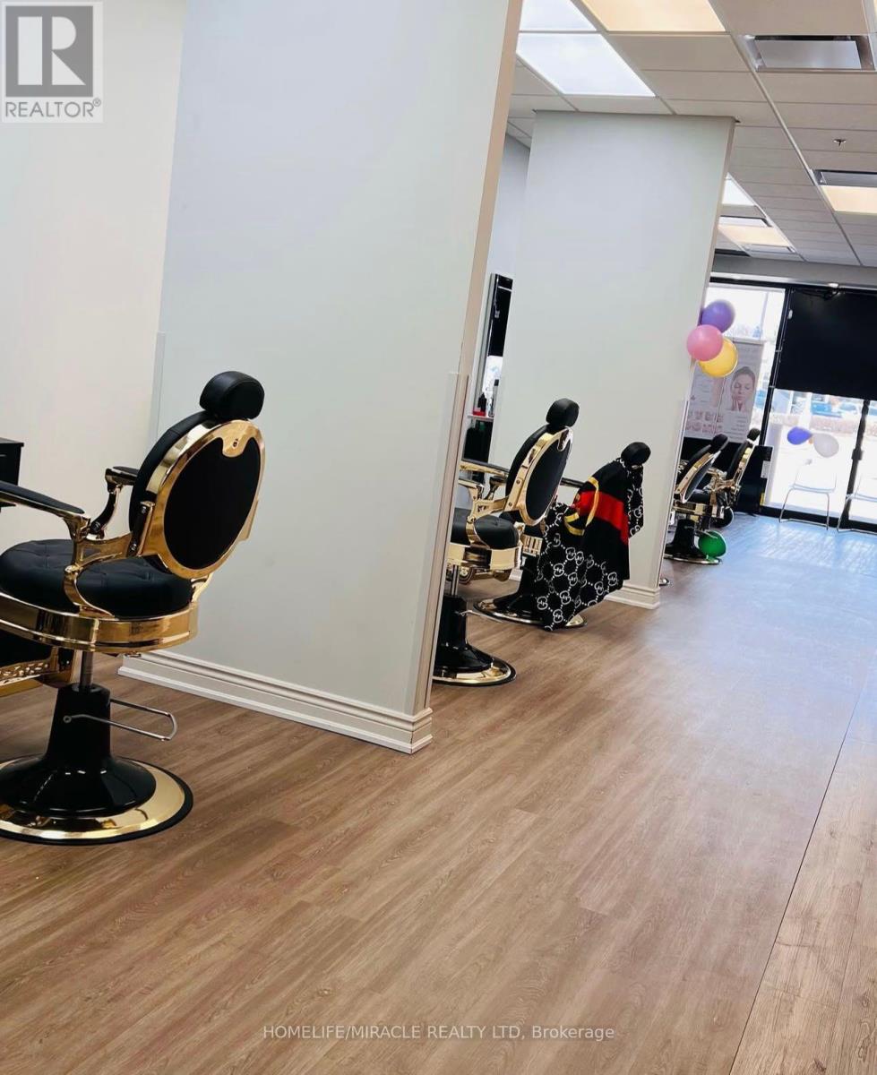 1 - 245 Queen Street E, Brampton, Ontario  L6W 2B5 - Photo 5 - W12684188