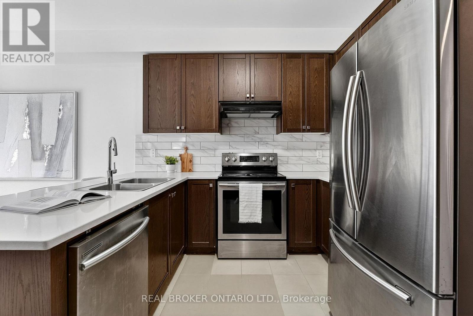 47 Pagebrook Crescent, Hamilton, Ontario  L8J 0K7 - Photo 14 - X12684180