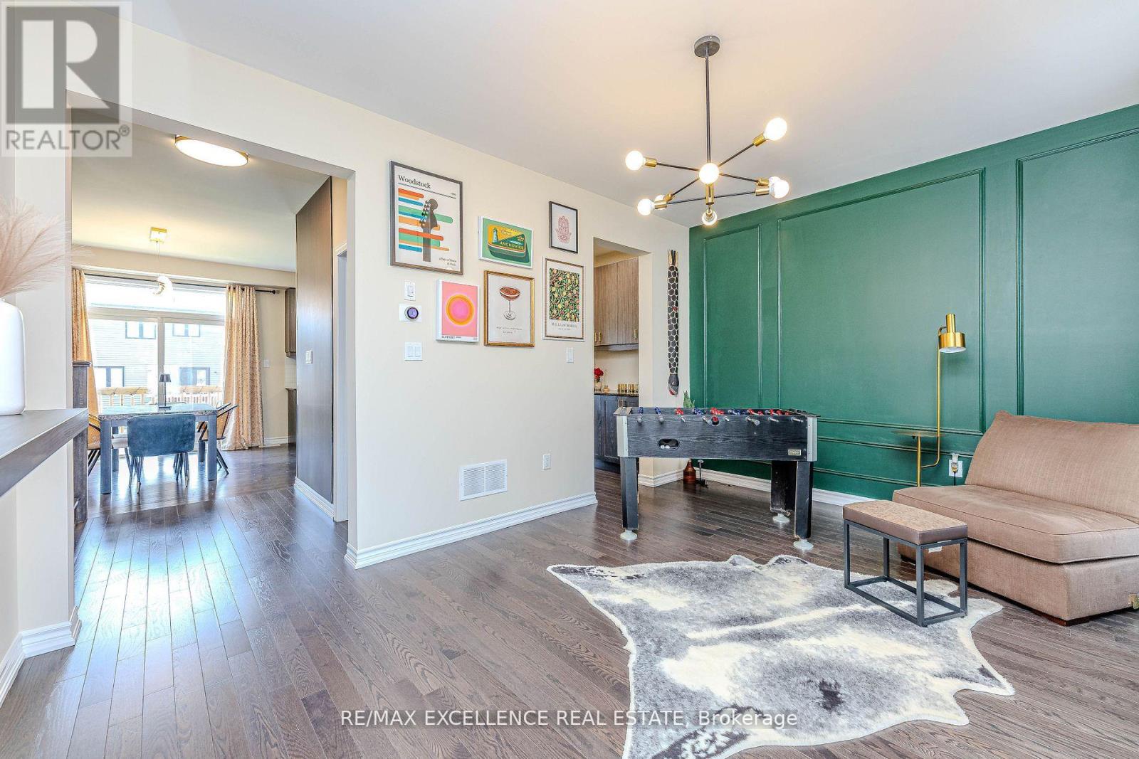 80 Berkely Street, Wasaga Beach, Ontario  L9Z 0K5 - Photo 4 - S12684178