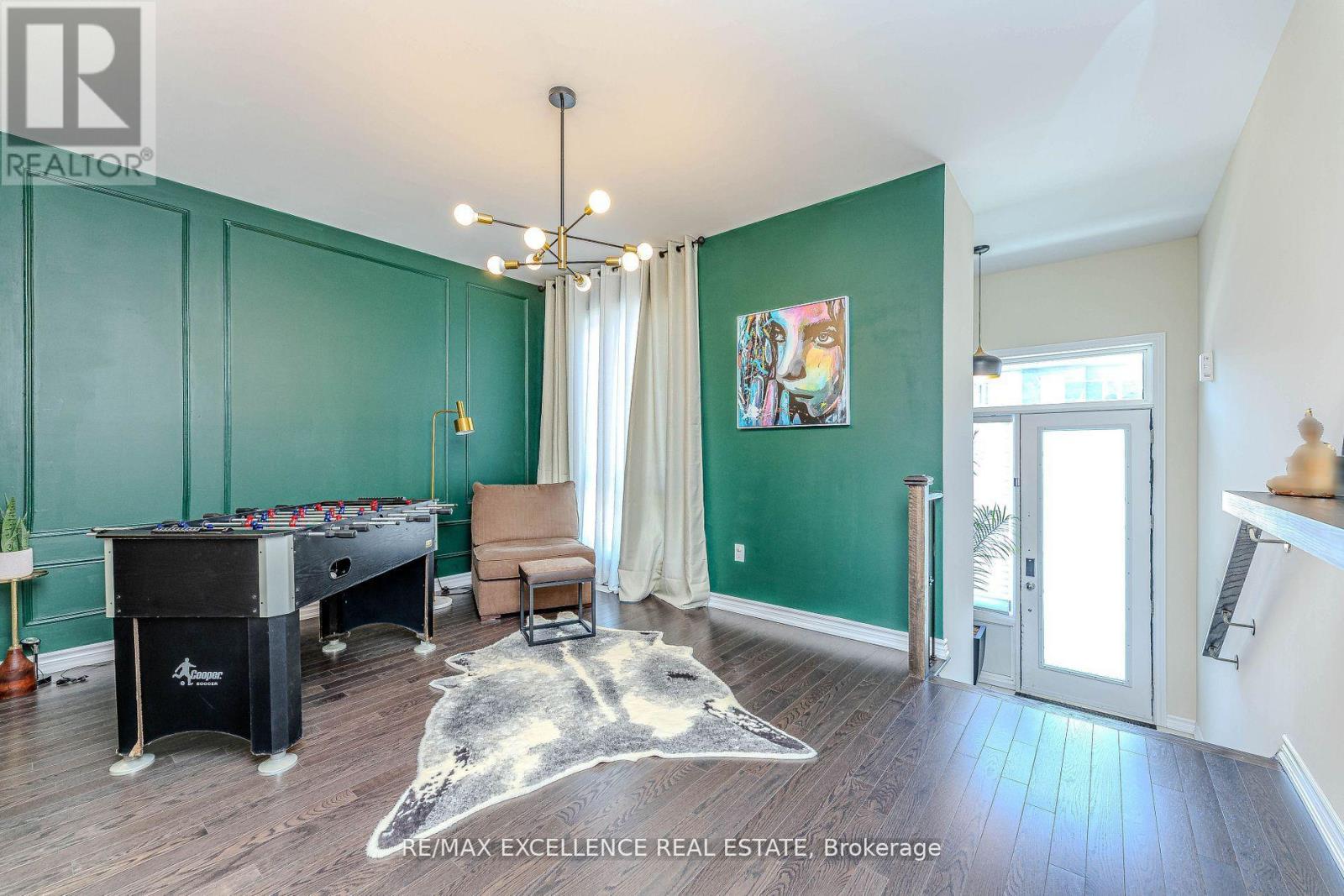 80 Berkely Street, Wasaga Beach, Ontario  L9Z 0K5 - Photo 5 - S12684178