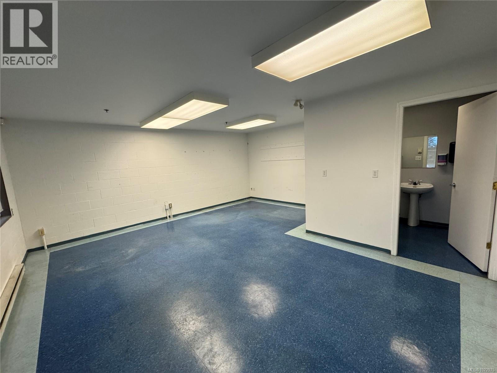 930 Ironwood St, Campbell River, British Columbia  V9W 5K7 - Photo 5 - 1022975