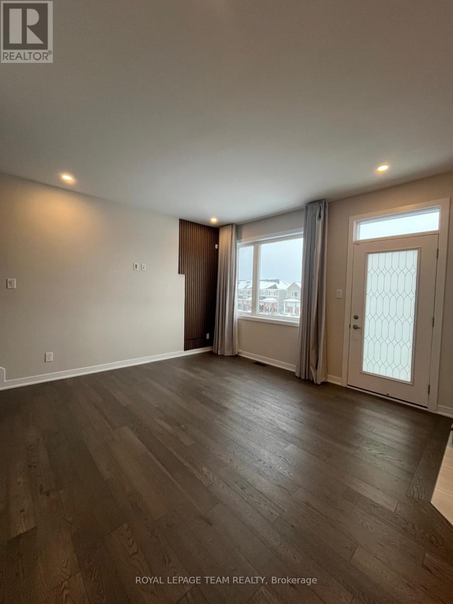 184 Beebalm Crescent, Ottawa, Ontario  K2J 7G7 - Photo 11 - X12684230