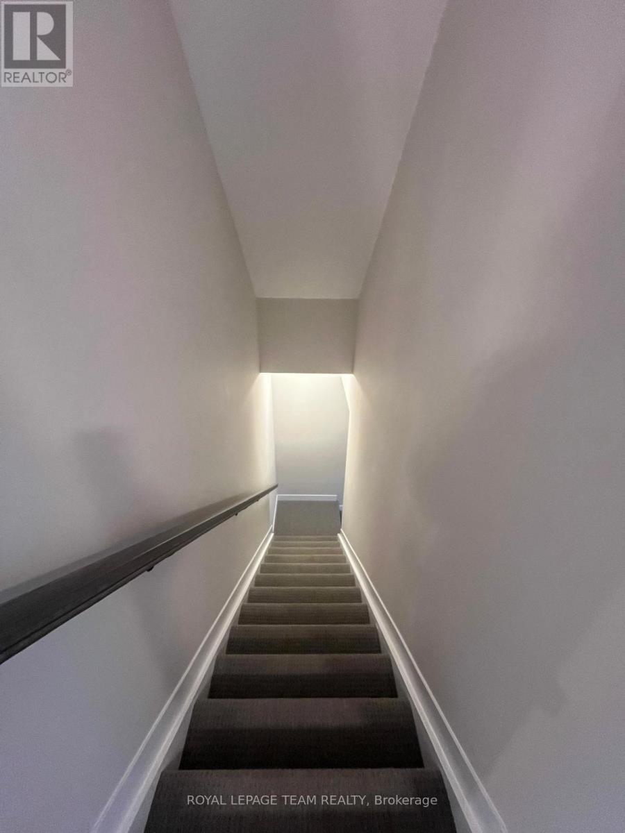 184 Beebalm Crescent, Ottawa, Ontario  K2J 7G7 - Photo 12 - X12684230