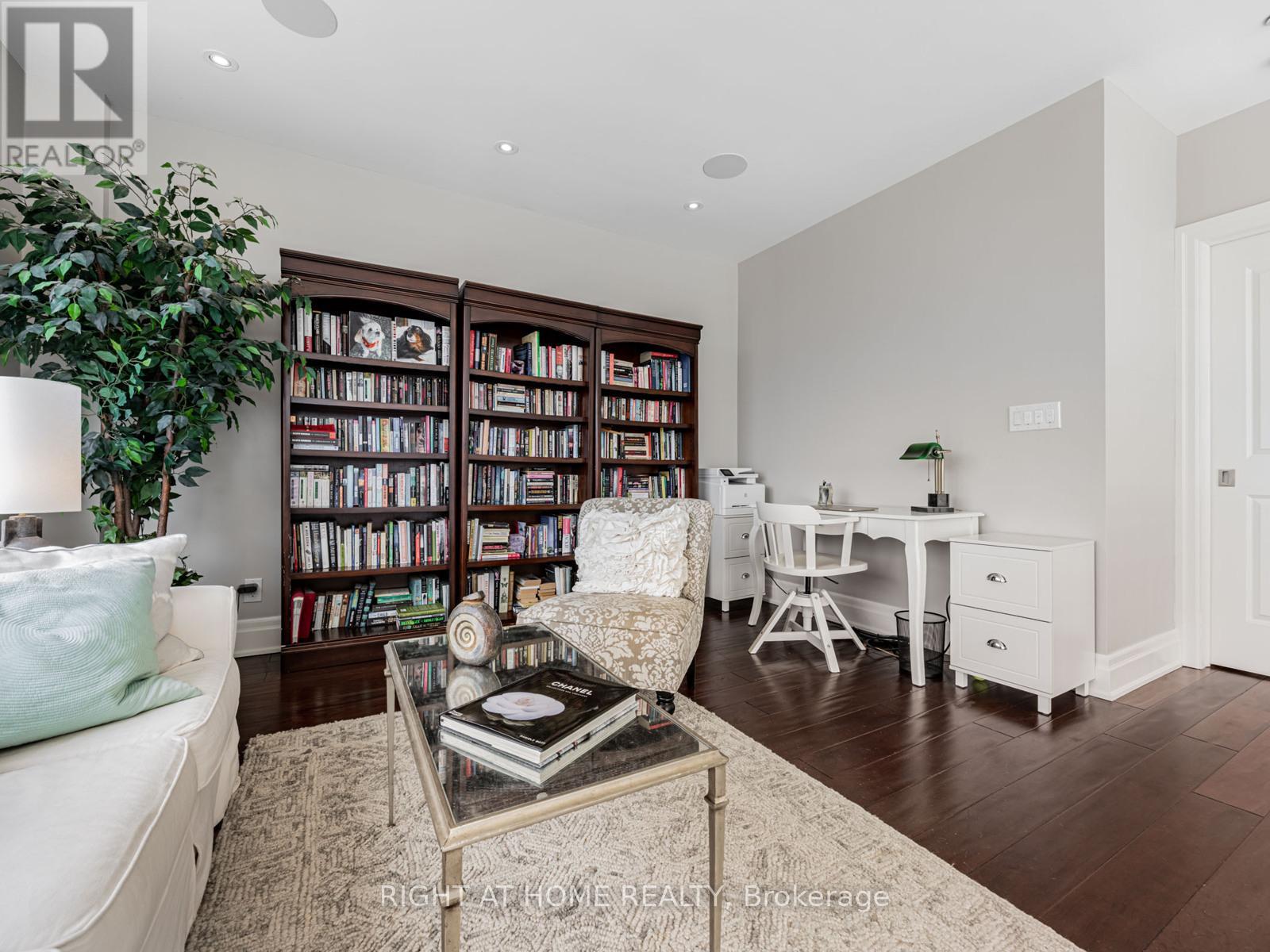 204 - 1 Rainsford Road, Toronto, Ontario  M4L 3N5 - Photo 21 - E12395903