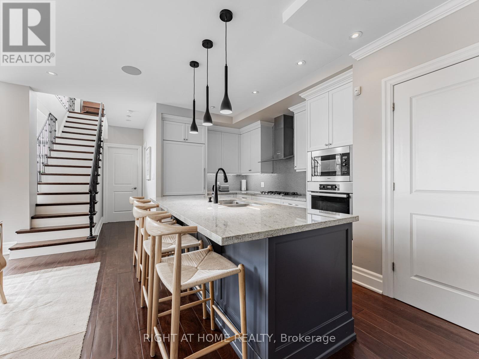 204 - 1 Rainsford Road, Toronto, Ontario  M4L 3N5 - Photo 7 - E12395903