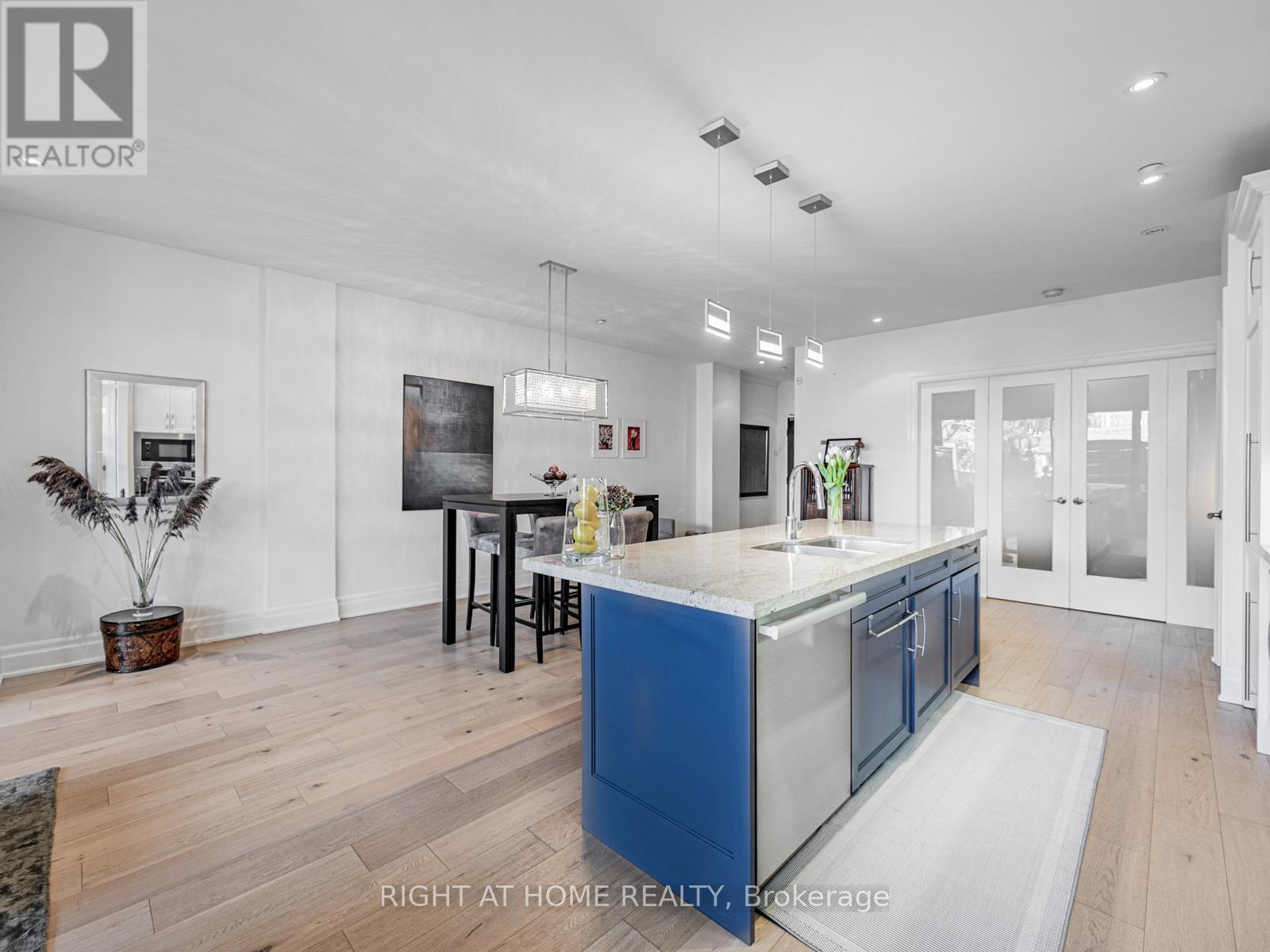 207 - 1 Rainsford Road, Toronto, Ontario  M4L 3N5 - Photo 9 - E12546006