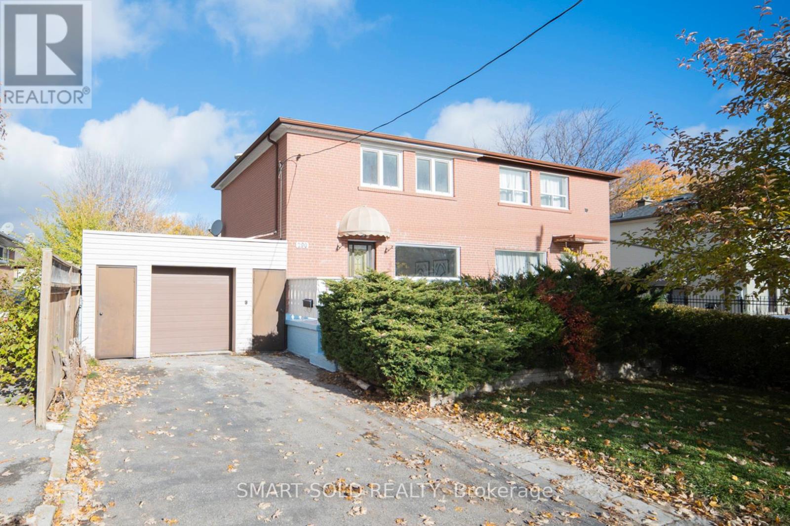 290 AXMINSTER DRIVE, Richmond Hill, Ontario