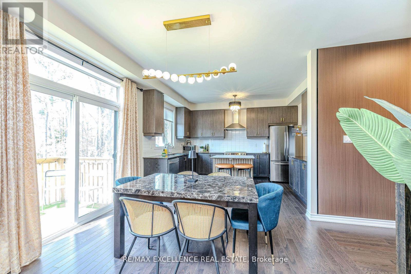 80 Berkely Street, Wasaga Beach, Ontario  L9Z 0K5 - Photo 15 - S12684178