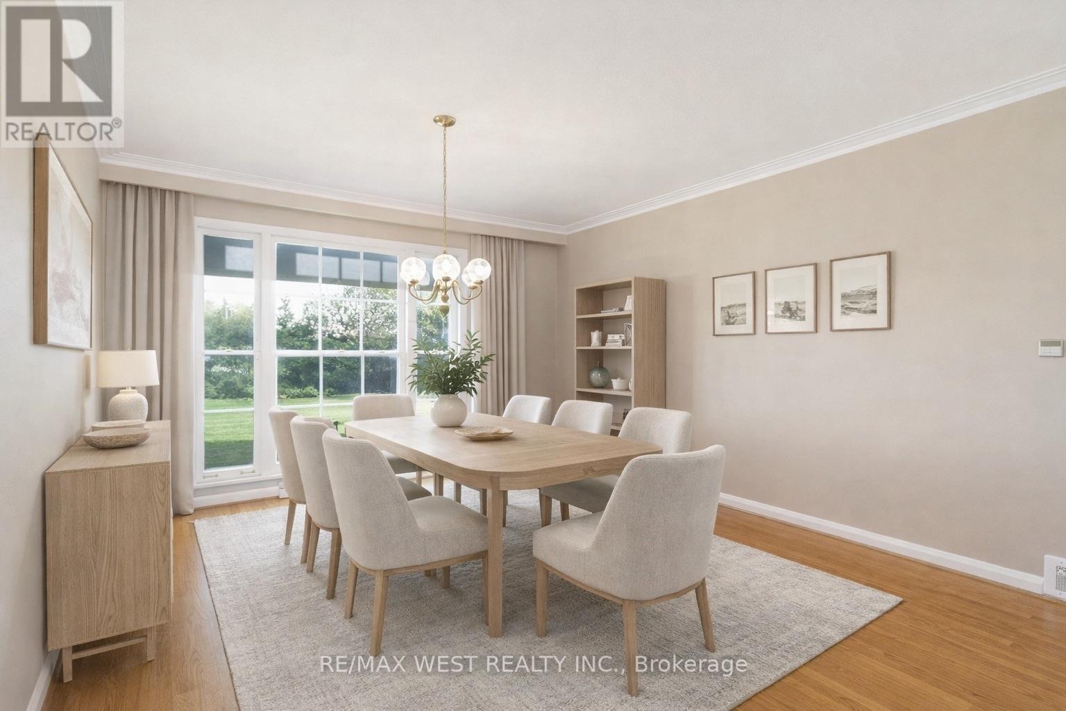 73 Ravensbourne Crescent, Toronto, Ontario  M9A 2B1 - Photo 3 - W12658806