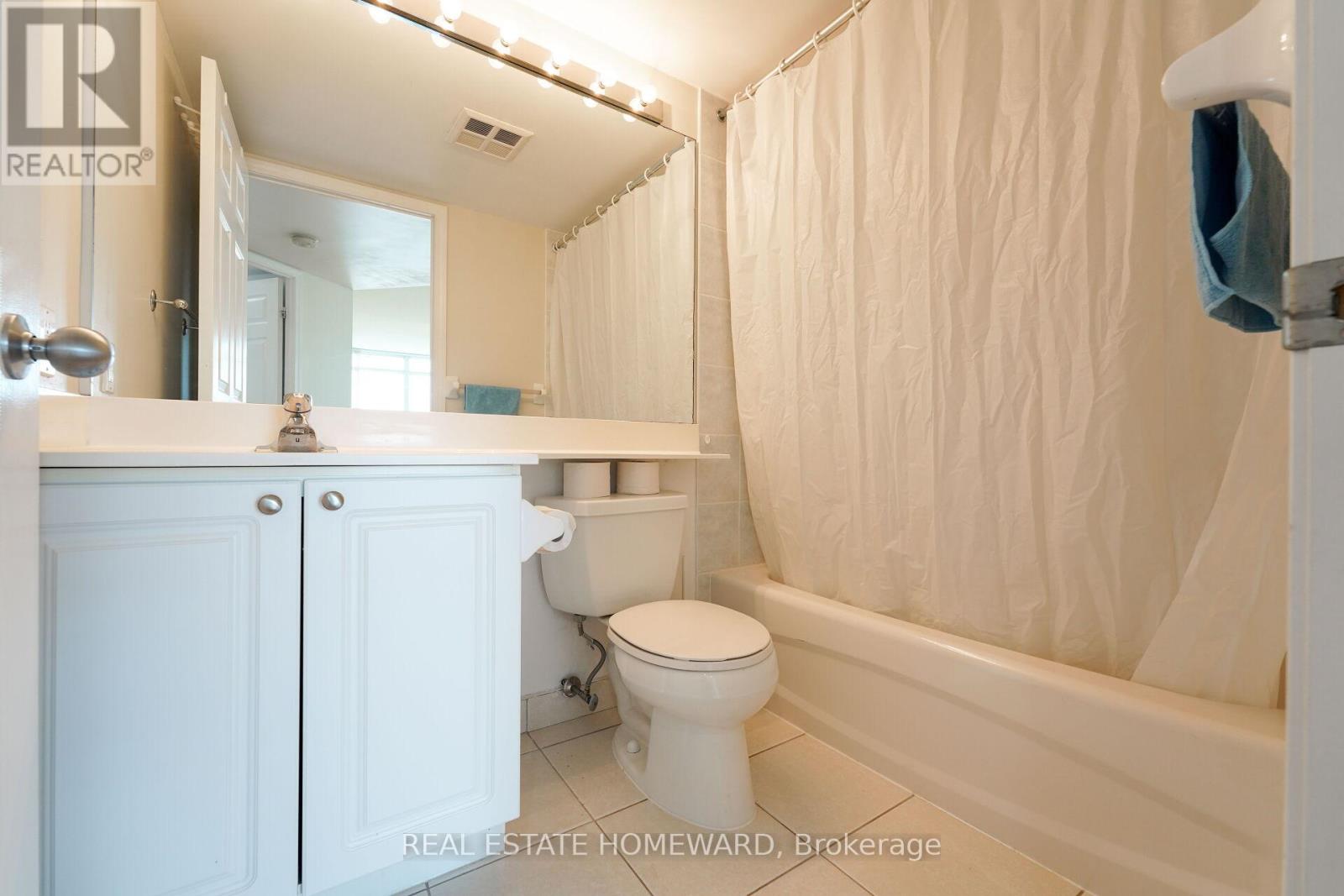 1811 - 28 Harrison Garden Boulevard, Toronto, Ontario  M2N 7B5 - Photo 16 - C12684212