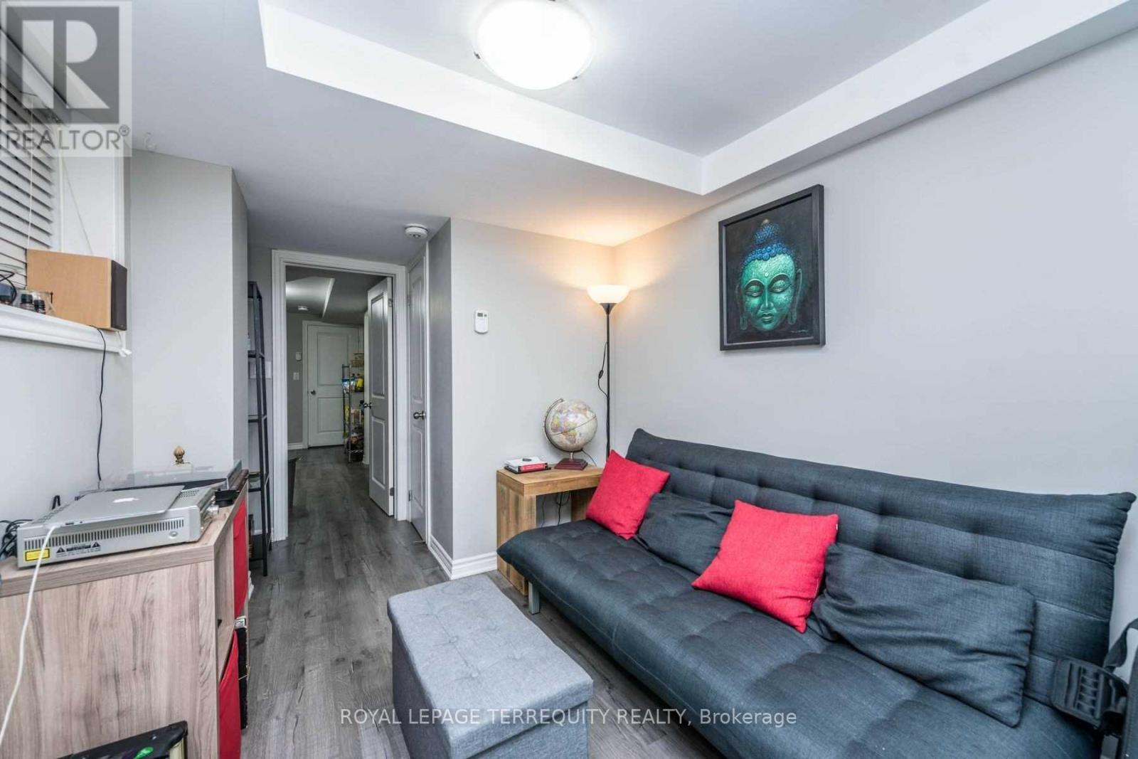 637 Lansdowne Avenue, Toronto, Ontario  M6H 3Y2 - Photo 12 - C12684246