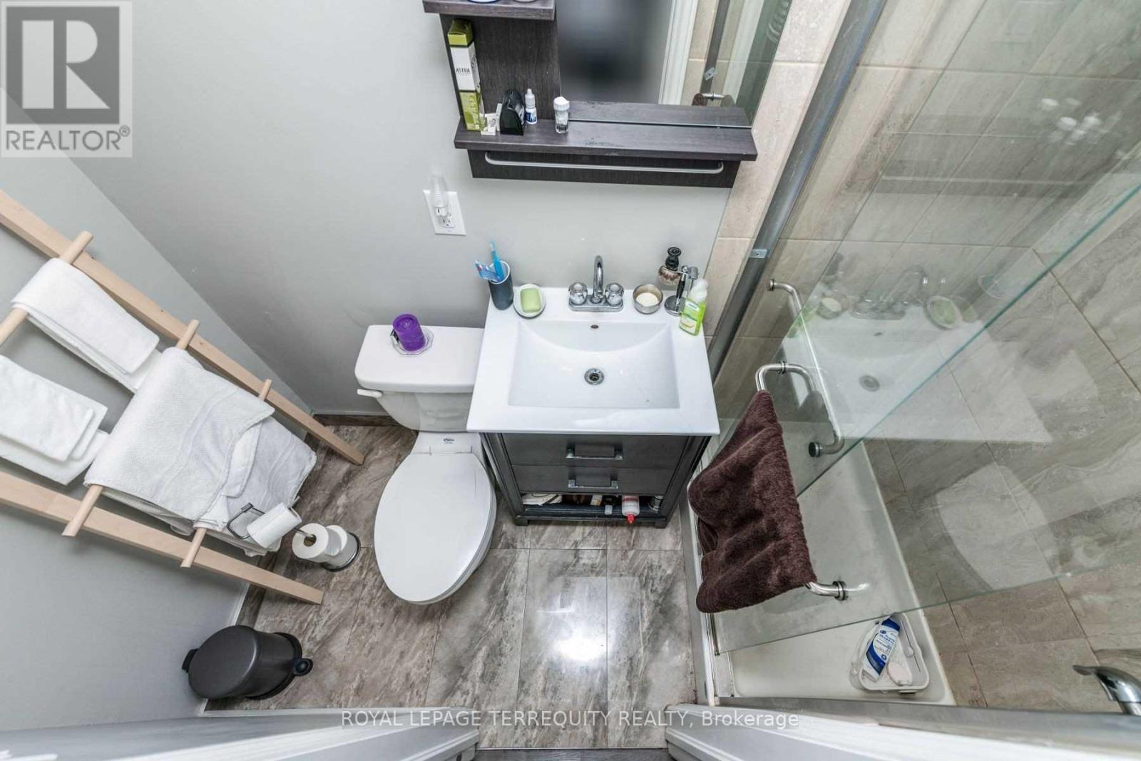 637 Lansdowne Avenue, Toronto, Ontario  M6H 3Y2 - Photo 33 - C12684246