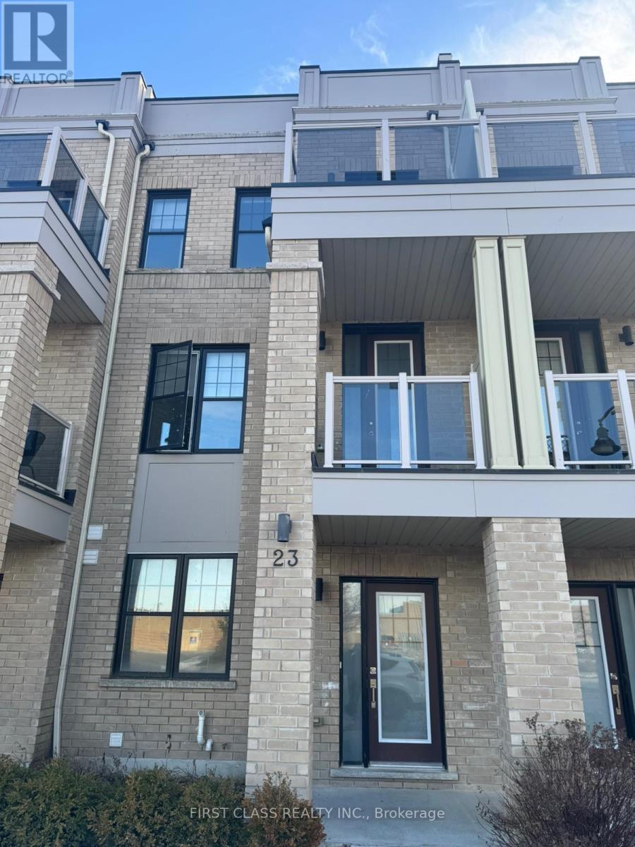 23 PRINCE WILLIAM BOULEVARD, Clarington, Ontario