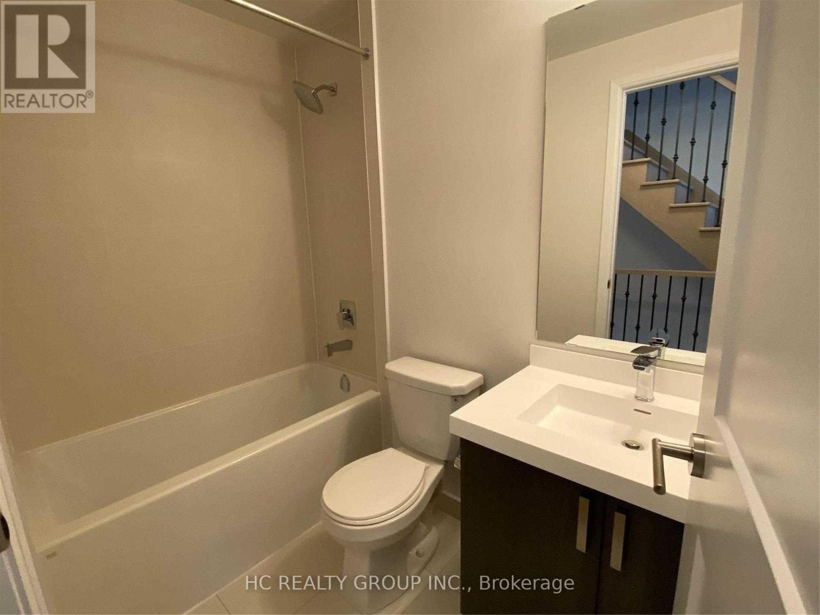 Th02 - 1010 Portage Parkway, Vaughan, Ontario  L4K 0K3 - Photo 10 - N12684238