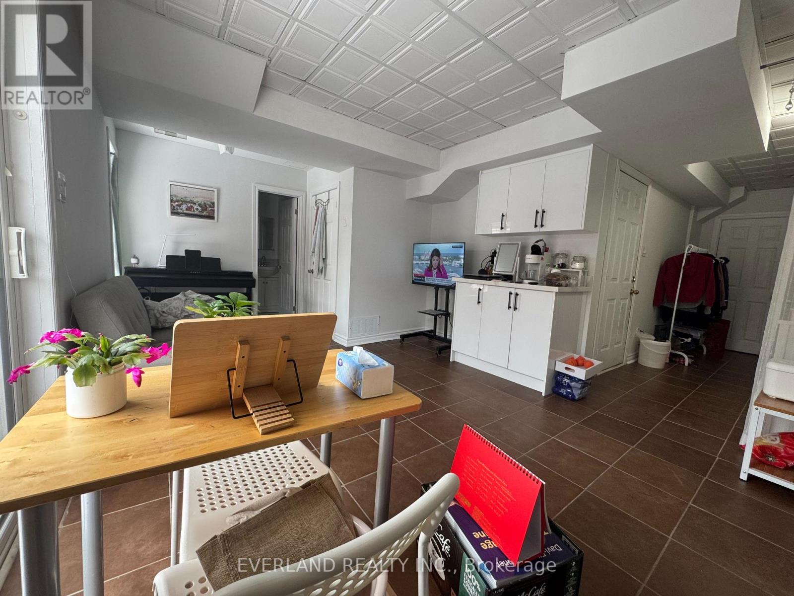 Basement - 221 Knapton Drive, Newmarket, Ontario  L3X 3B6 - Photo 7 - N12684240