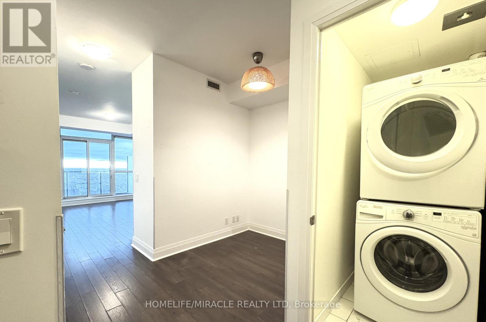 1707 - 17 Zorra Street, Toronto, Ontario  M8Z 4Z6 - Photo 9 - W12684222