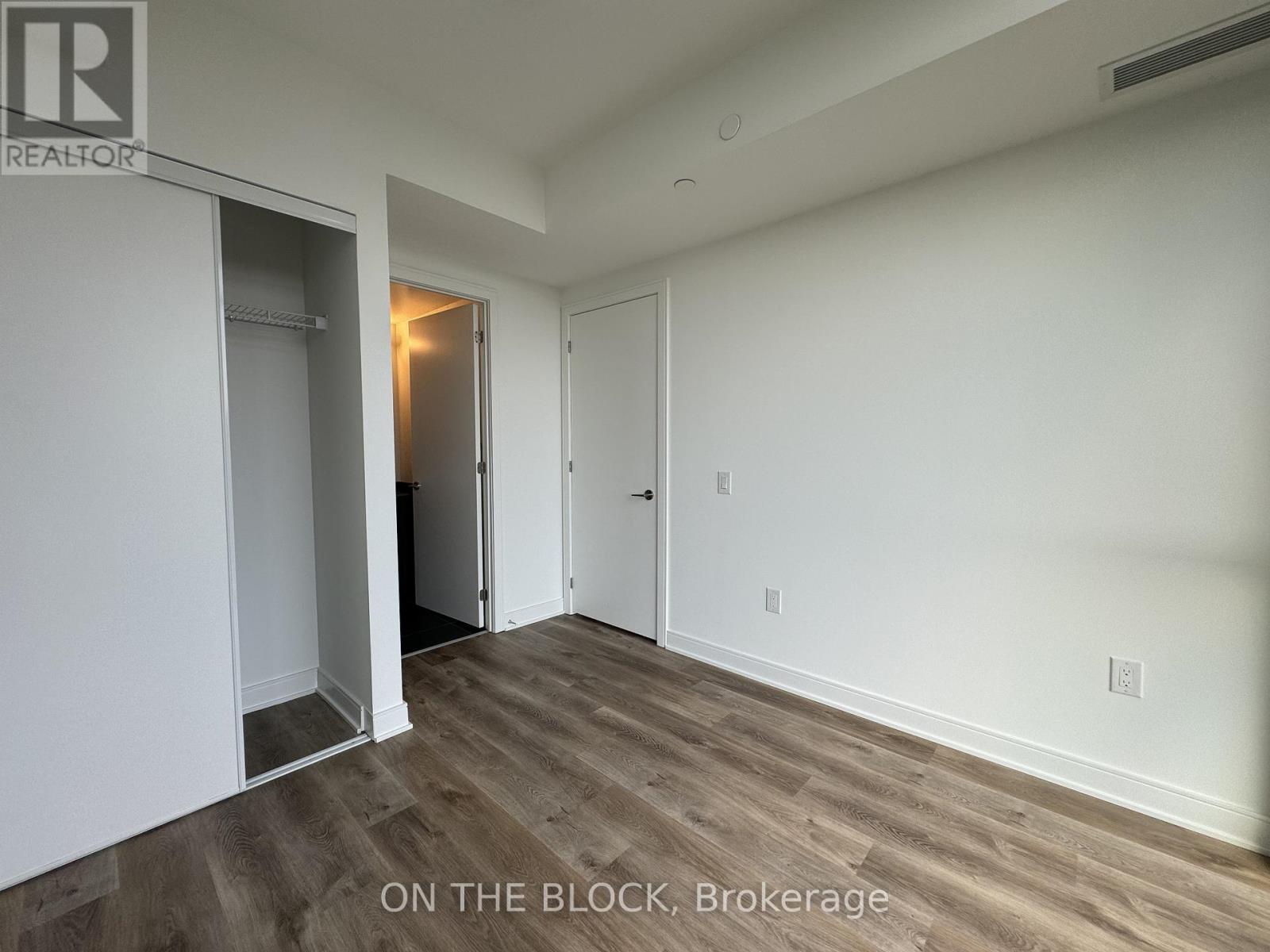 1110 - 86 Dundas Street E, Mississauga, Ontario  L5A 1W4 - Photo 15 - W12684224