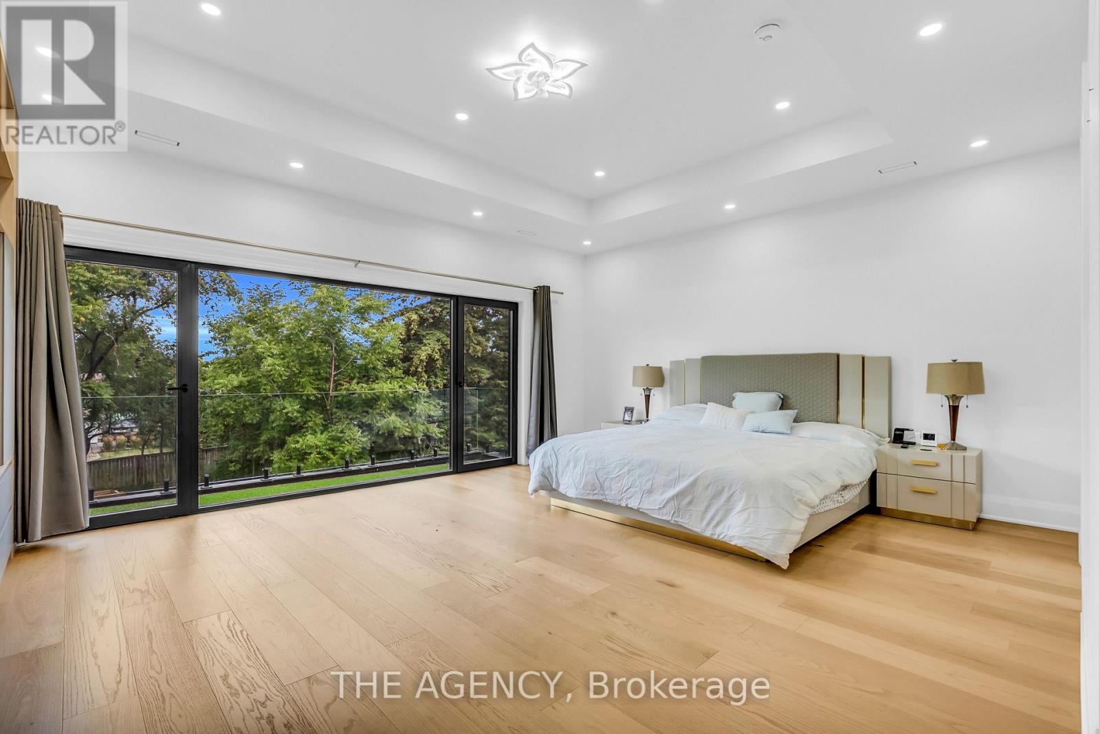 9 Earl Street, Mississauga, Ontario  L5M 1N6 - Photo 30 - W12684232