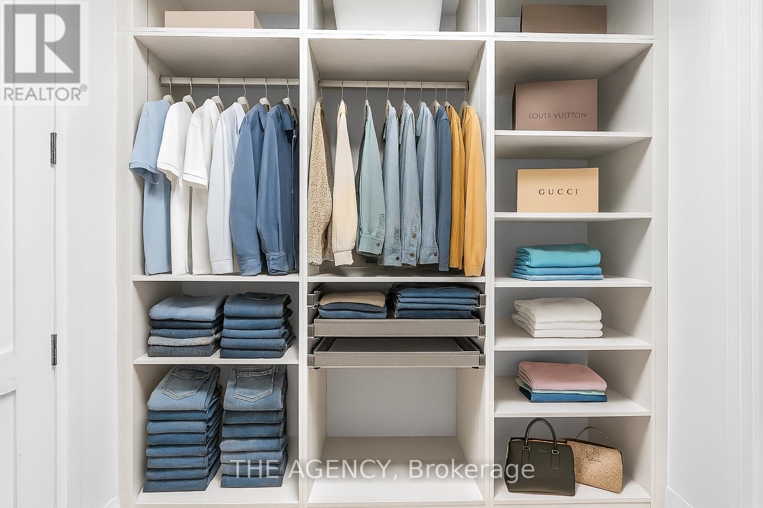 9 Earl Street, Mississauga, Ontario  L5M 1N6 - Photo 36 - W12684232