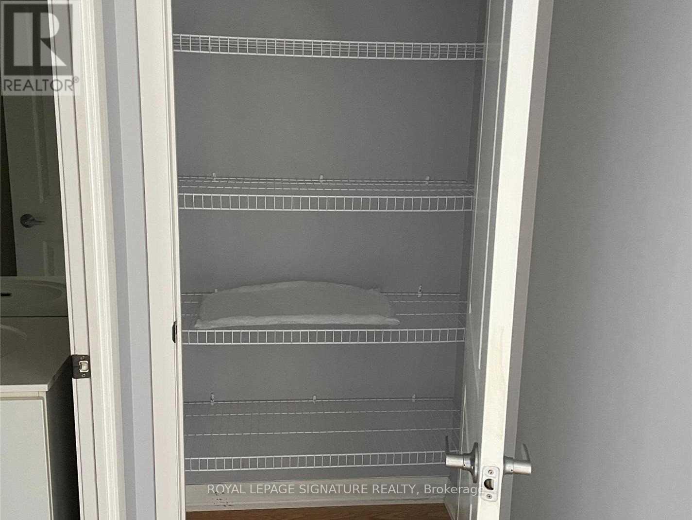 706 - 205 Sherway Gardens Road, Toronto, Ontario  M9C 0A5 - Photo 4 - W12684256