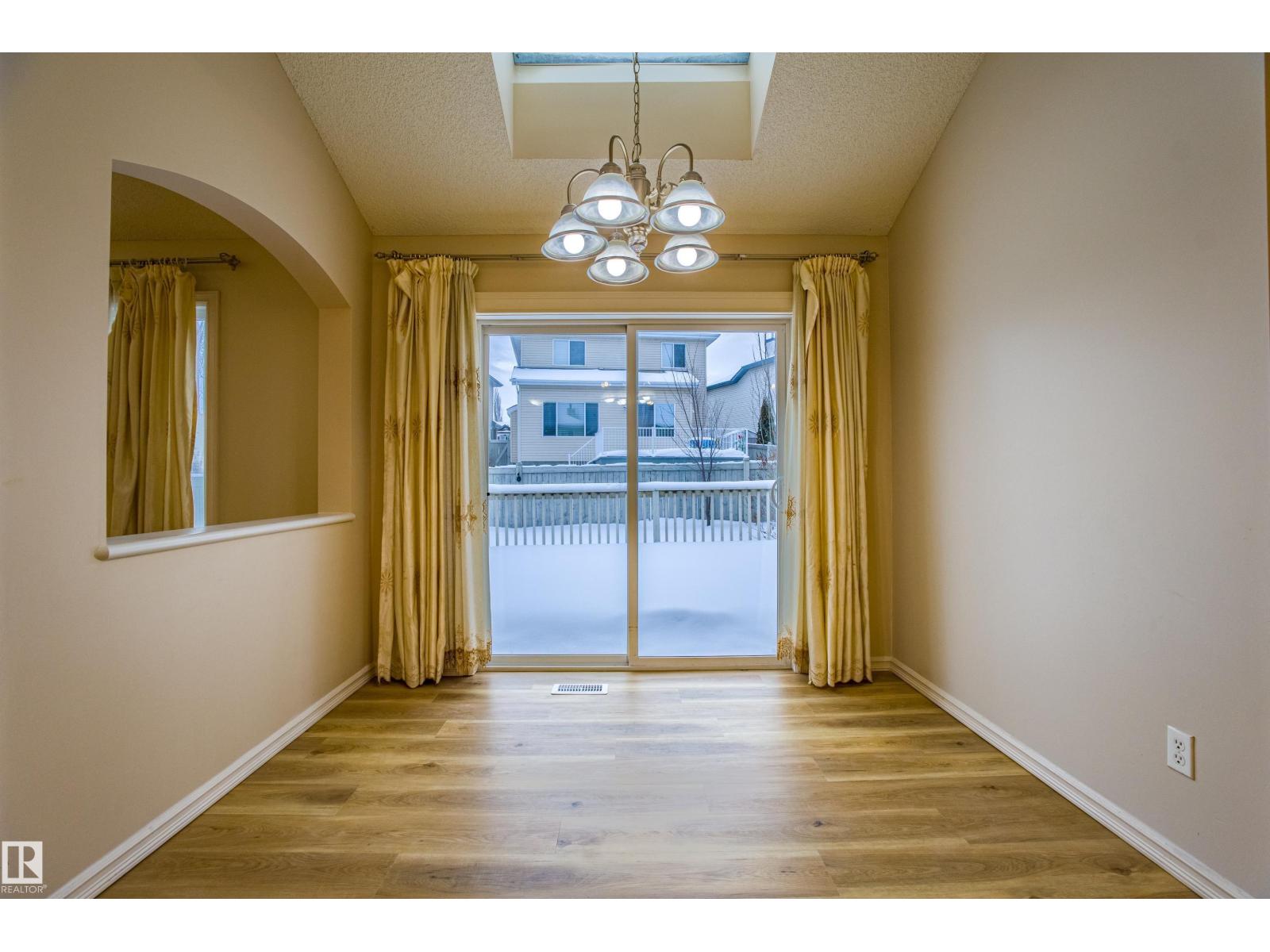 1253 Latta Cr Nw, Edmonton, Alberta  T6R 3P6 - Photo 14 - E4466375