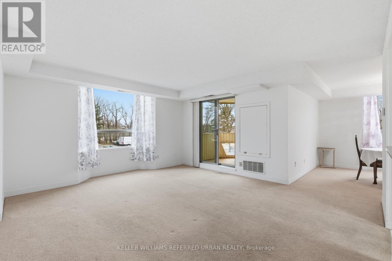 208 - 8 Village Green, Hamilton, Ontario  L8G 5B8 - Photo 25 - X12684234