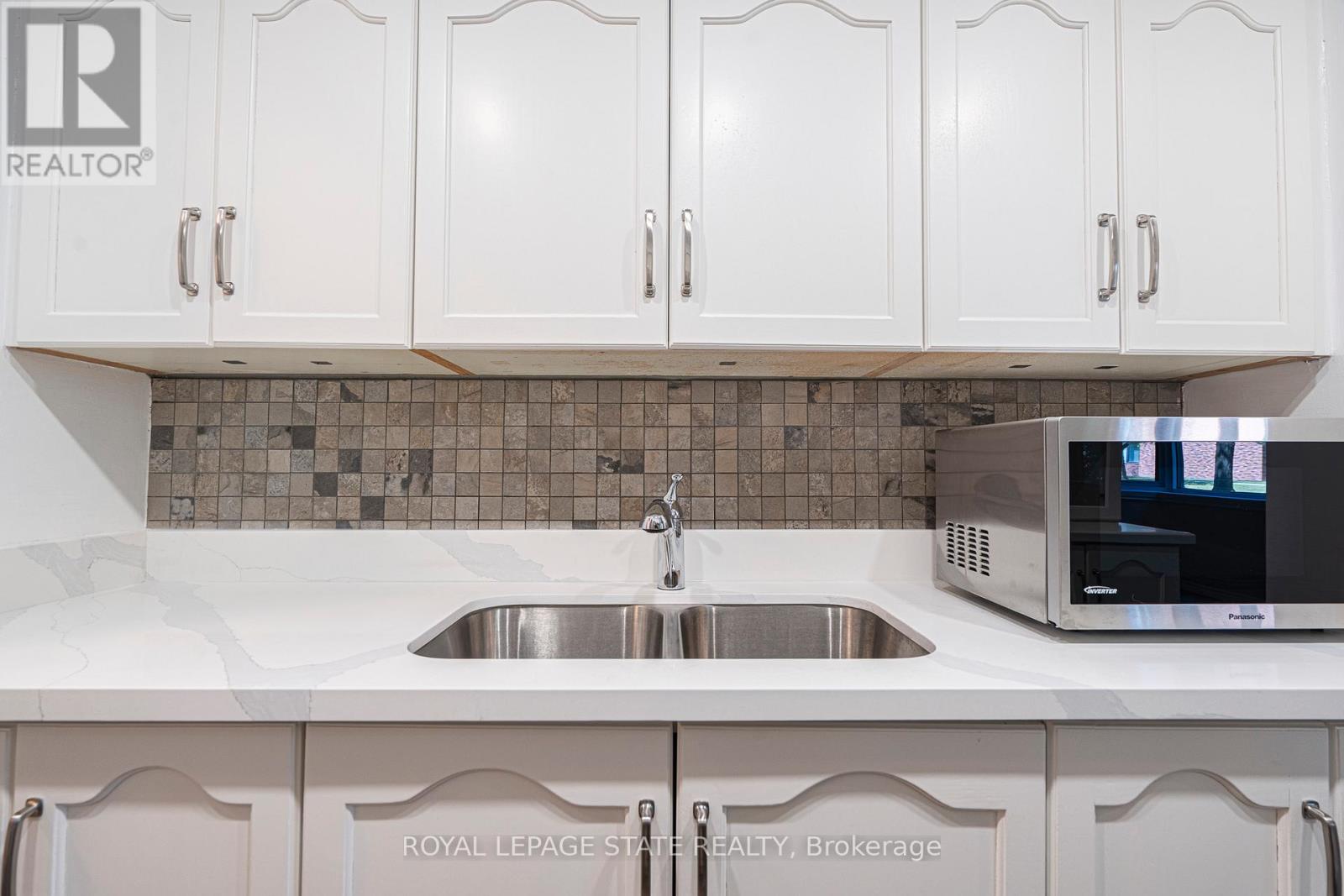 105 - 200 Limeridge Road W, Hamilton, Ontario  L9C 7M7 - Photo 20 - X12684252