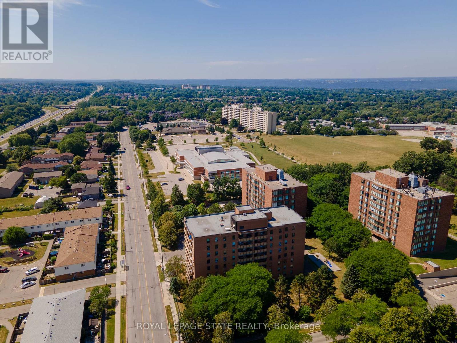 105 - 200 Limeridge Road W, Hamilton, Ontario  L9C 7M7 - Photo 34 - X12684252