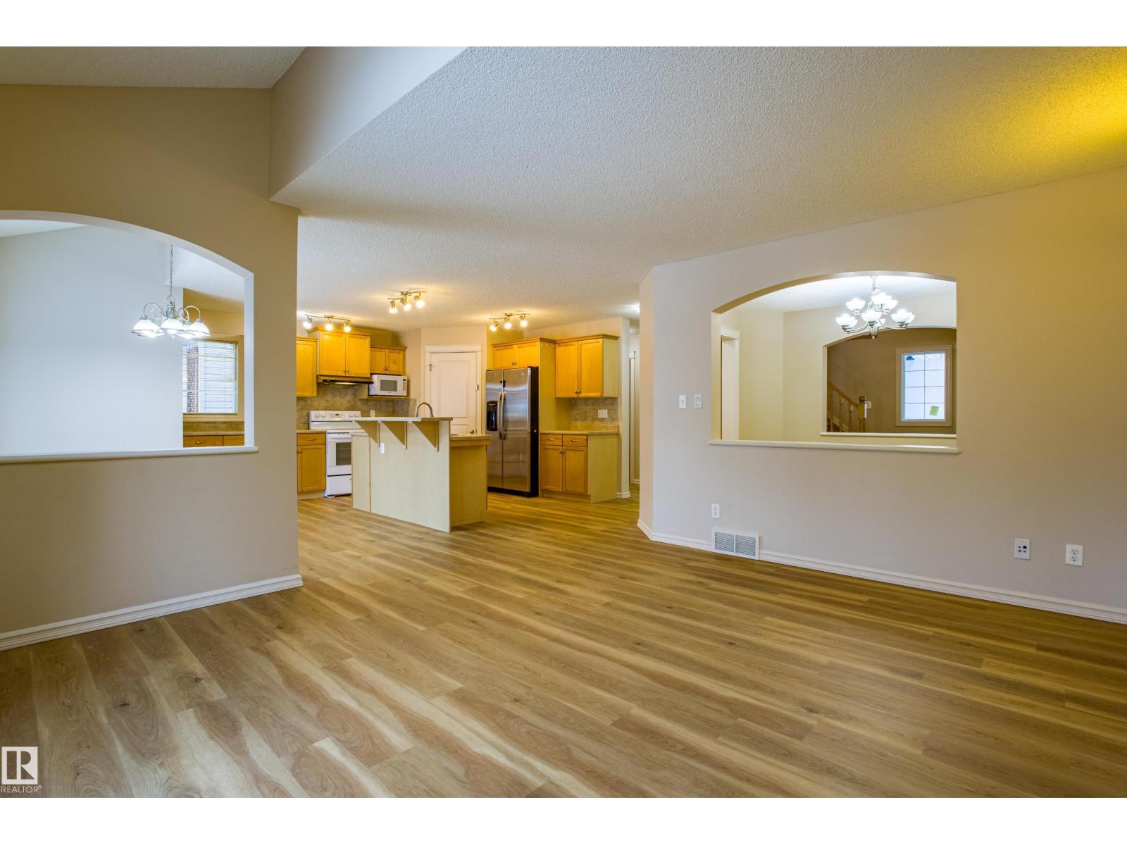 1253 Latta Cr Nw, Edmonton, Alberta  T6R 3P6 - Photo 22 - E4466375