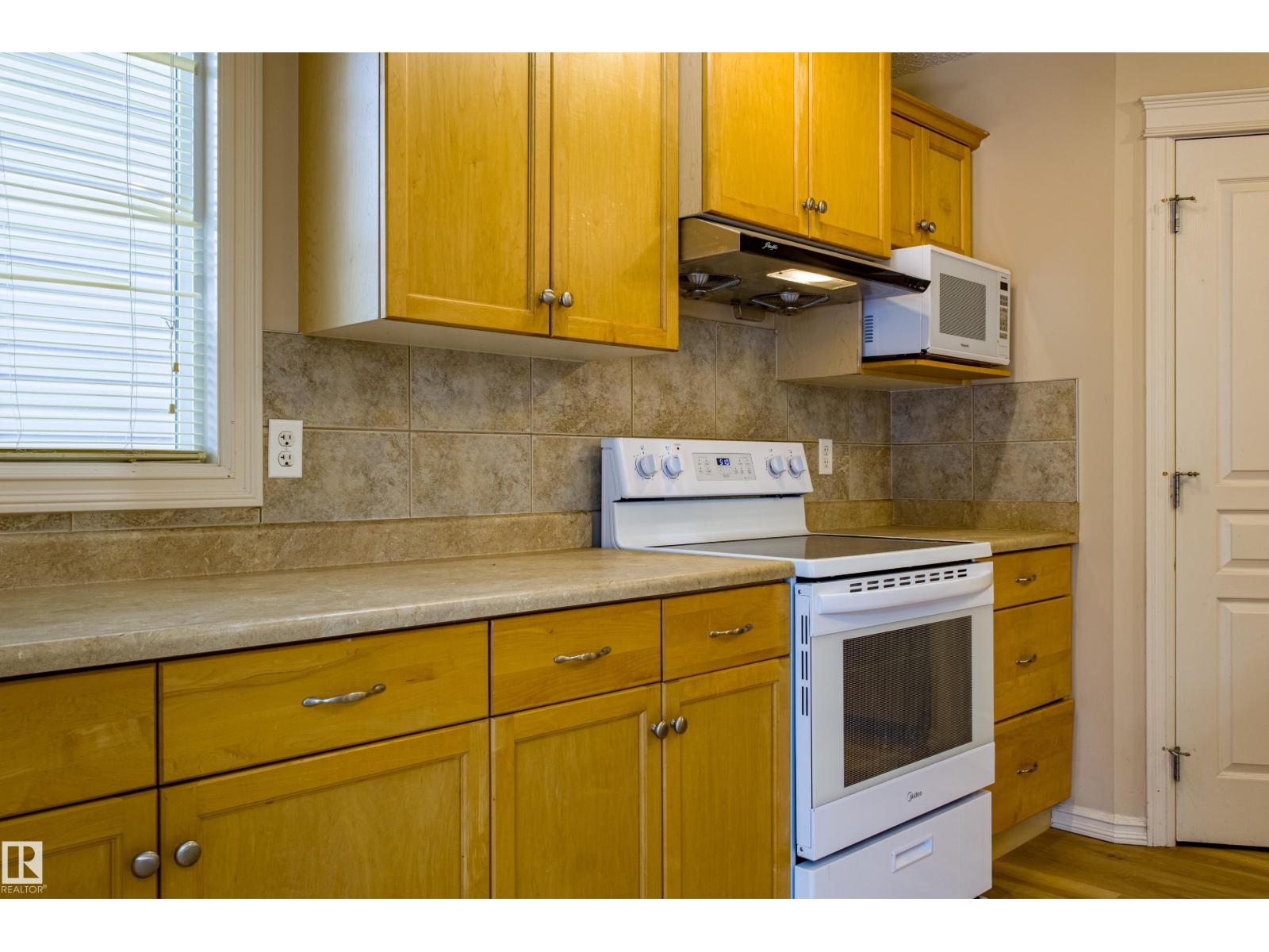 1253 Latta Cr Nw, Edmonton, Alberta  T6R 3P6 - Photo 28 - E4466375