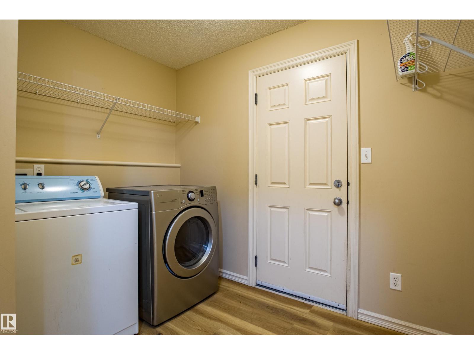 1253 Latta Cr Nw, Edmonton, Alberta  T6R 3P6 - Photo 18 - E4466375