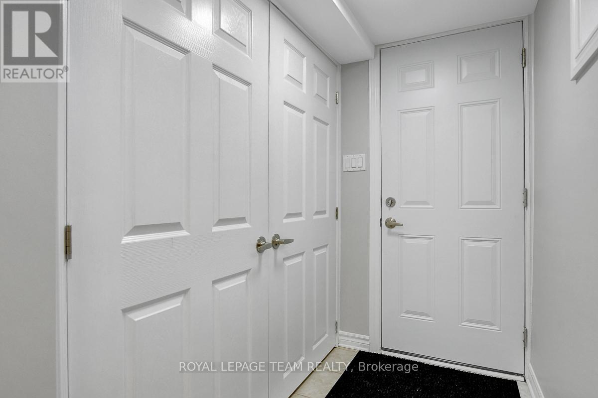 3 - 775 Trojan Avenue, Ottawa, Ontario  K1K 2P6 - Photo 2 - X12554090