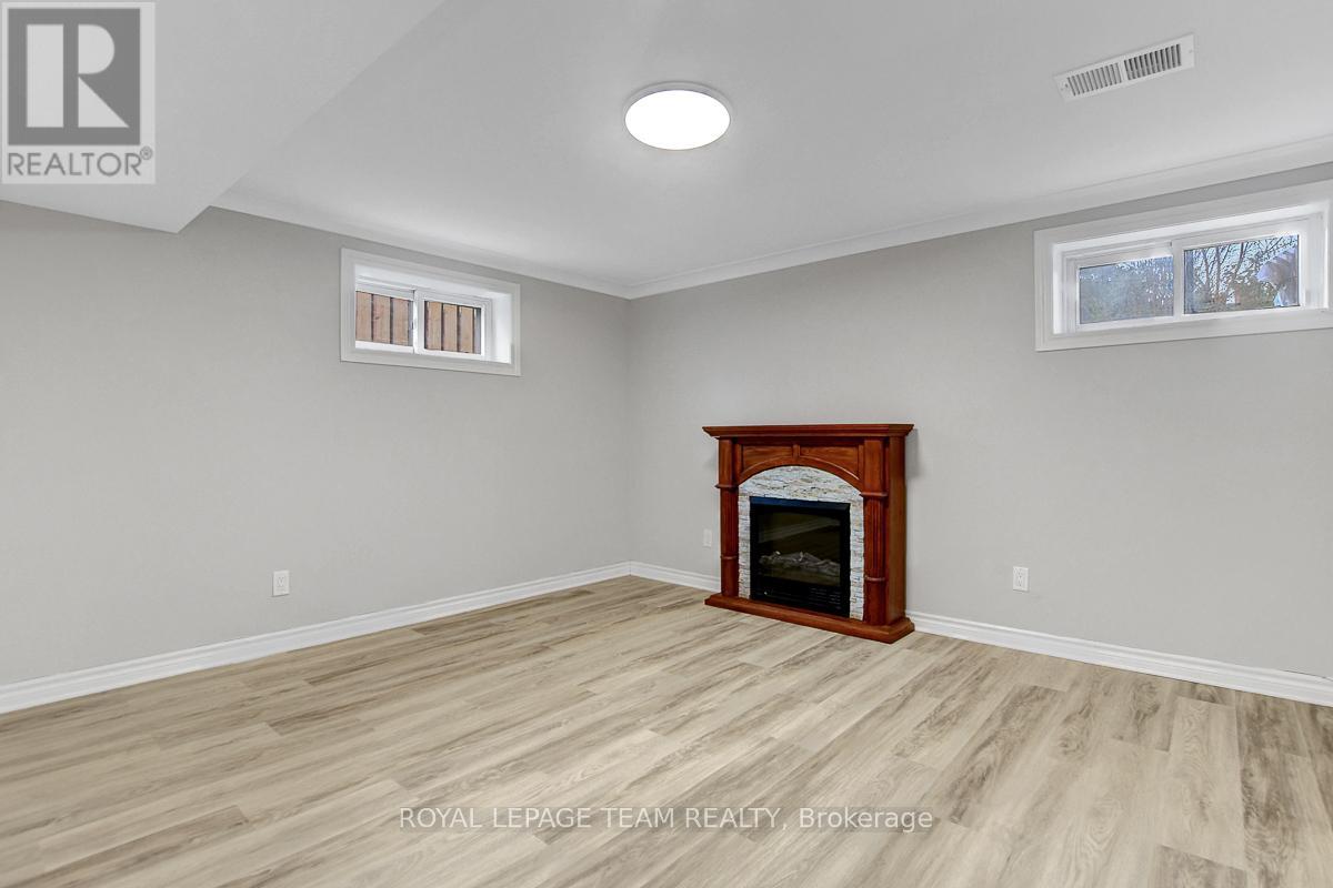 3 - 775 Trojan Avenue, Ottawa, Ontario  K1K 2P6 - Photo 12 - X12554090