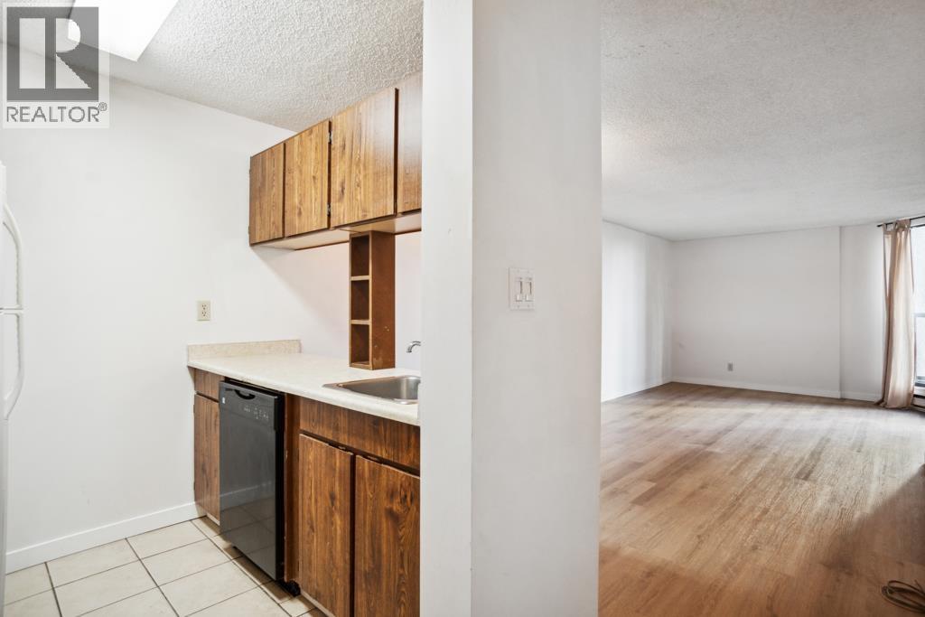 517 1040 Pacific Street, Vancouver, British Columbia  V6E 4C1 - Photo 17 - R3078048