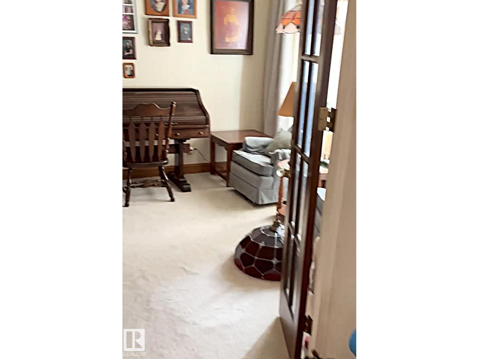 7524 95 Av Nw, Edmonton, Alberta  T6C 1X5 - Photo 6 - E4469680